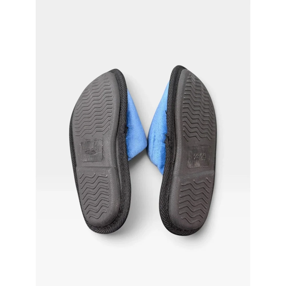 Retro Republic Boys Shark Attack Blue Graphic House Slippers Size 28/29